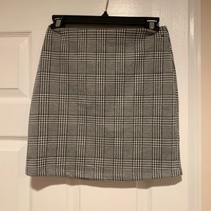 Plaid mini skirt